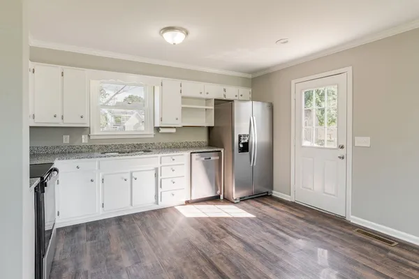 $2,000 | 1311 Mini Court, Lebanon, TN 37087