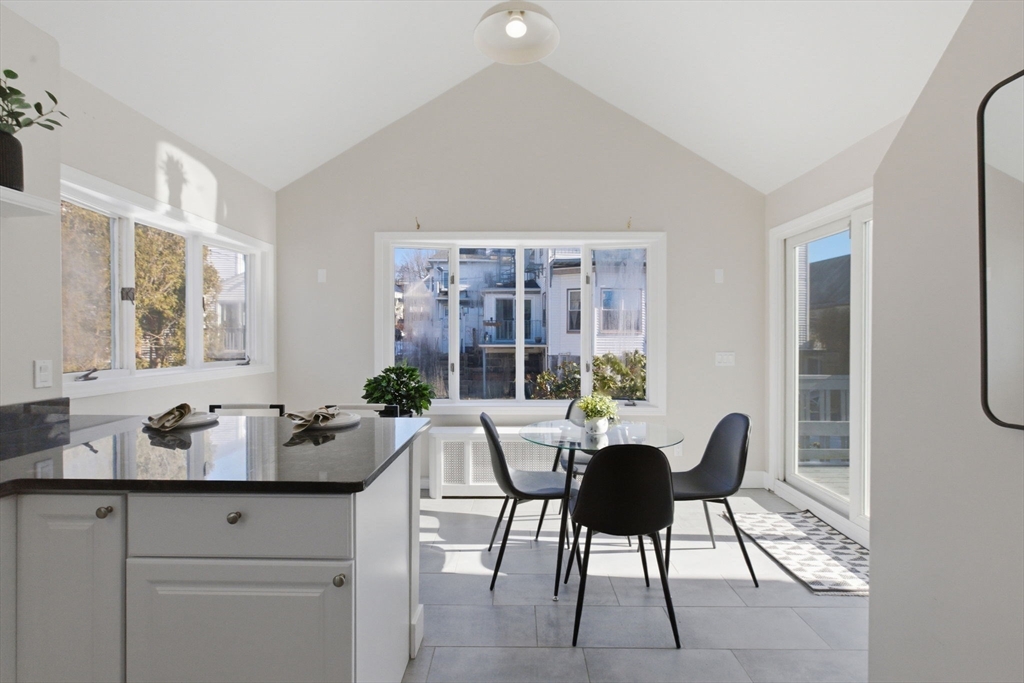 15 South Fairview Street, Unit 3 Boston, MA 02131 - Photo 17 of 40