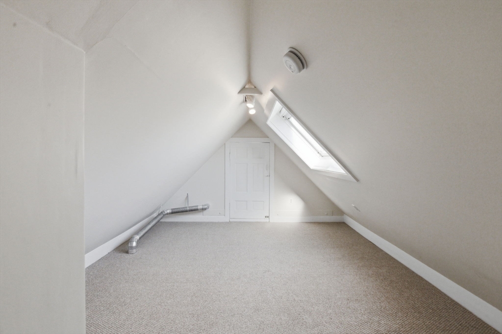 15 South Fairview Street, Unit 3 Boston, MA 02131 - Photo 33 of 40