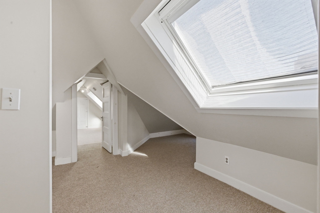 15 South Fairview Street, Unit 3 Boston, MA 02131 - Photo 36 of 40