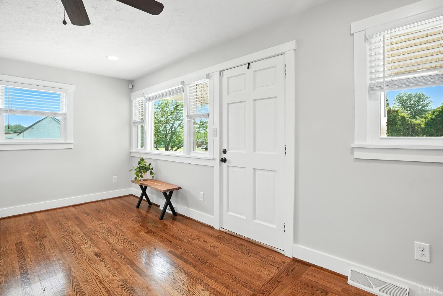 189 Higginbotham Creek Road Amherst, VA 24521 - Photo 6 of 53 Gallery Image 6