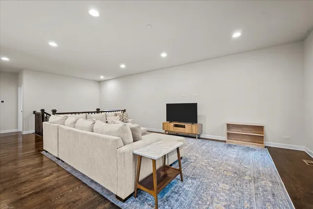 $660,000 | 834 Chestnut Street, Deerfield, IL 60015