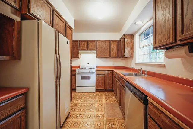 $309,950 | 51 Pleasant Drive, Lewiston, CA 96052