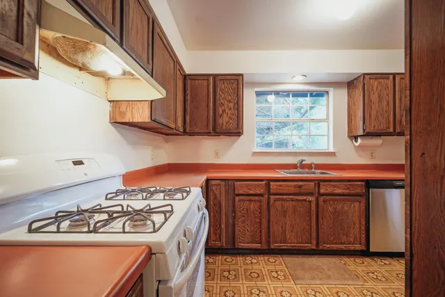 $309,950 | 51 Pleasant Drive, Lewiston, CA 96052