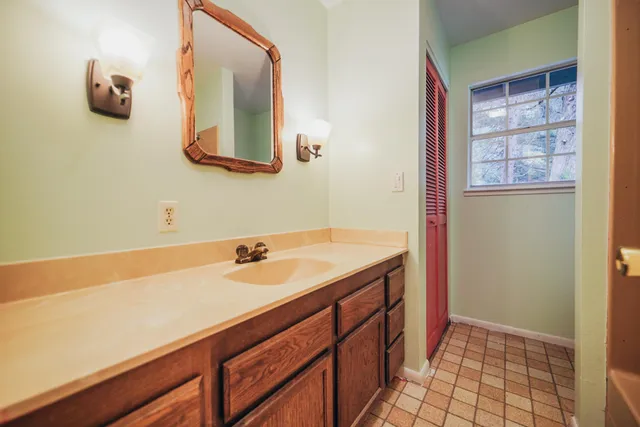 $309,950 | 51 Pleasant Drive, Lewiston, CA 96052