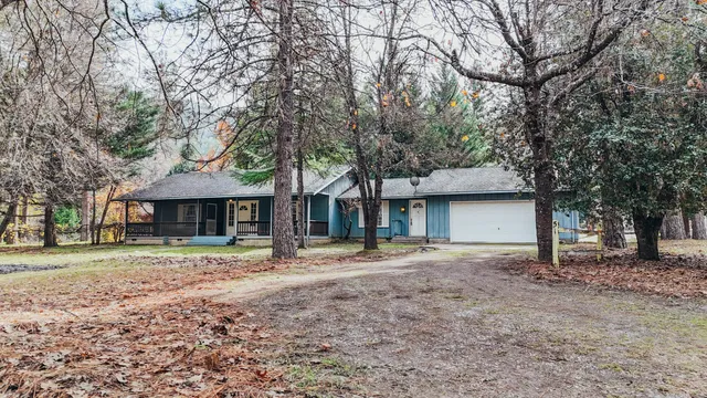 $309,950 | 51 Pleasant Drive, Lewiston, CA 96052