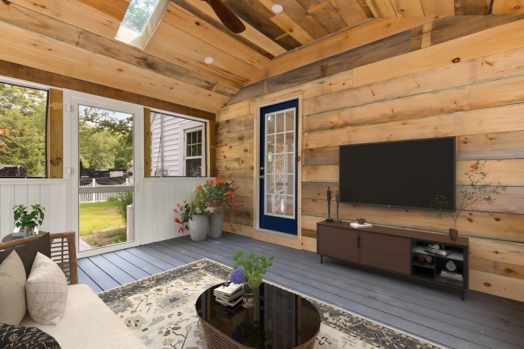 129 Lawson Road Scituate, MA 02066 - Photo 29 of 38 Gallery Image 29