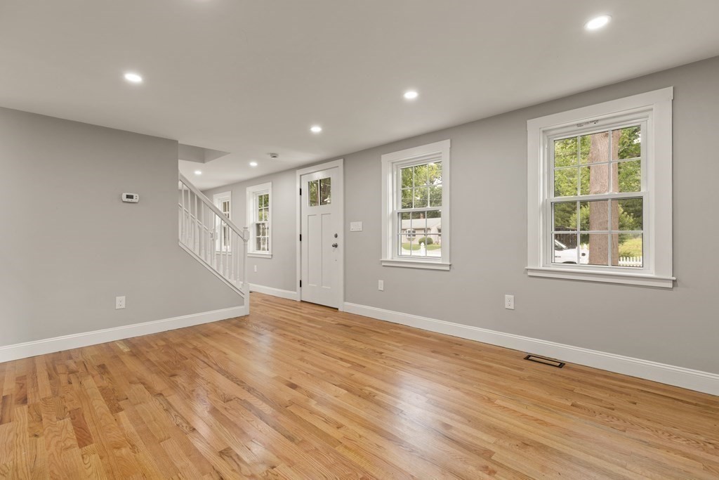 129 Lawson Road Scituate, MA 02066 - Photo 32 of 38 Gallery Image 32