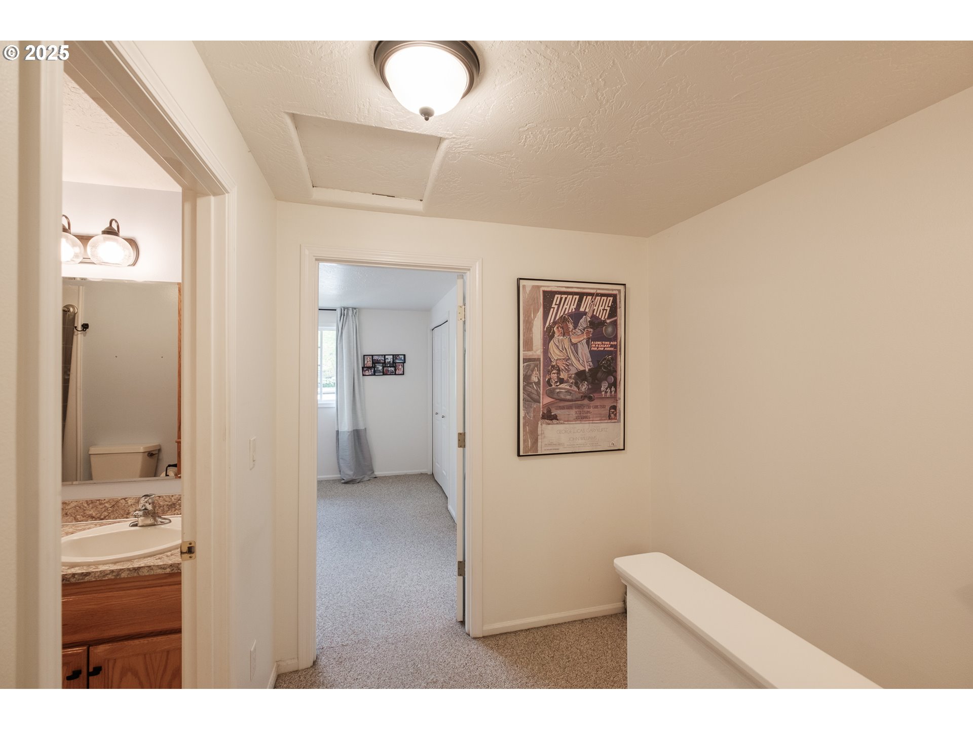 1548 Fetters Loop Eugene, OR 97402 - Photo 16 of 33 a picture of a bathroom