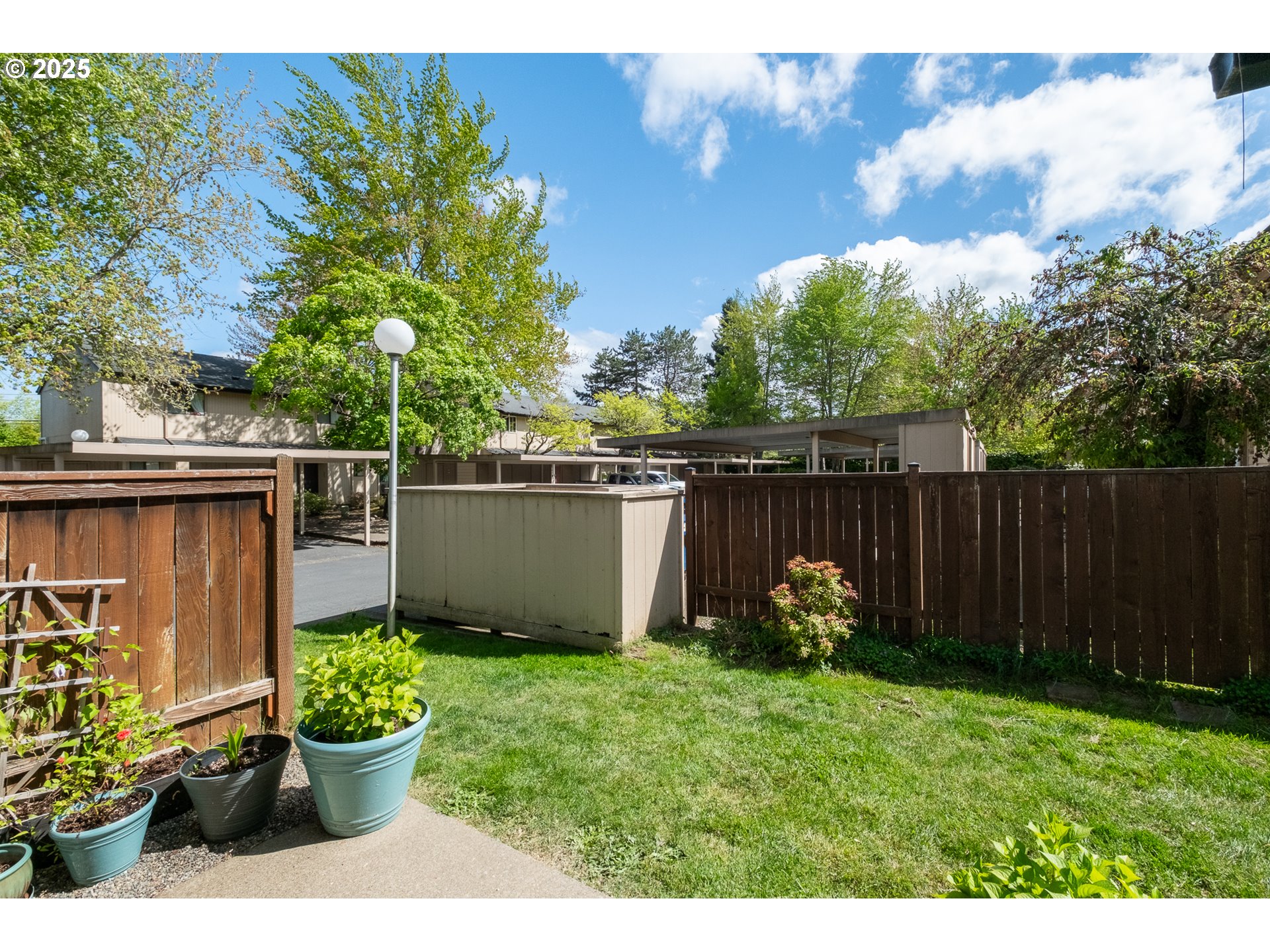 1548 Fetters Loop Eugene, OR 97402 - Photo 27 of 33 a garden view with a seating space