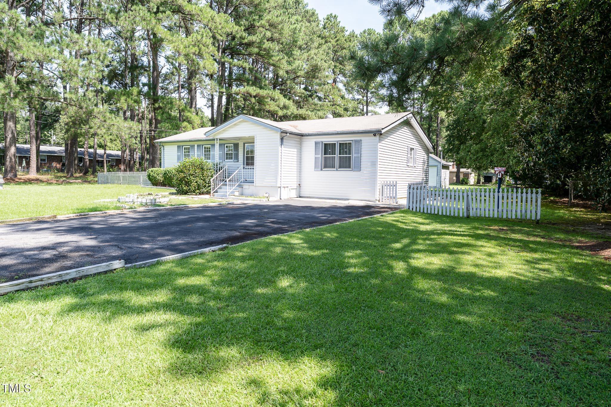 2809 Providence Road Raleigh, NC 27610 - Photo 8 of 39 DSC06974