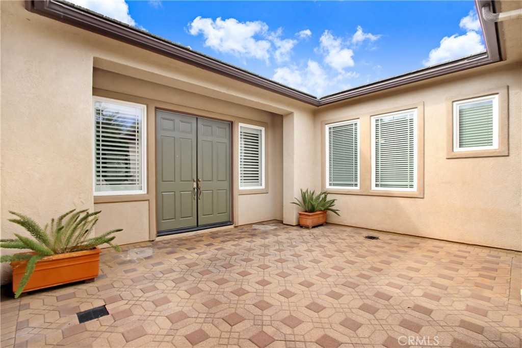 36109 Eagle Lane Beaumont, CA 92223 - Photo 4 of 42 a front view of a house