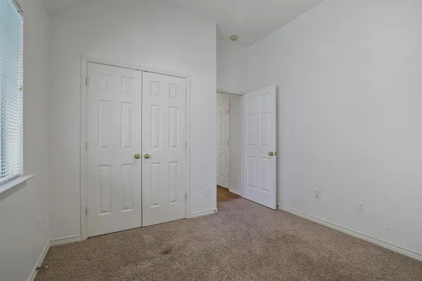 $2,795 | 8704 Moss Hill Road, Irving, TX 75063