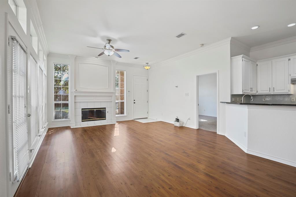 8704 Moss Hill Road Irving, TX 75063 - Photo 4 of 22