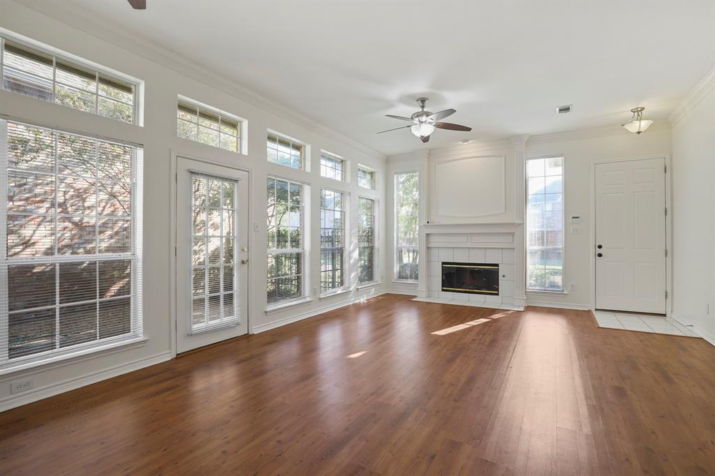 8704 Moss Hill Road Irving, TX 75063 - Photo 5 of 22