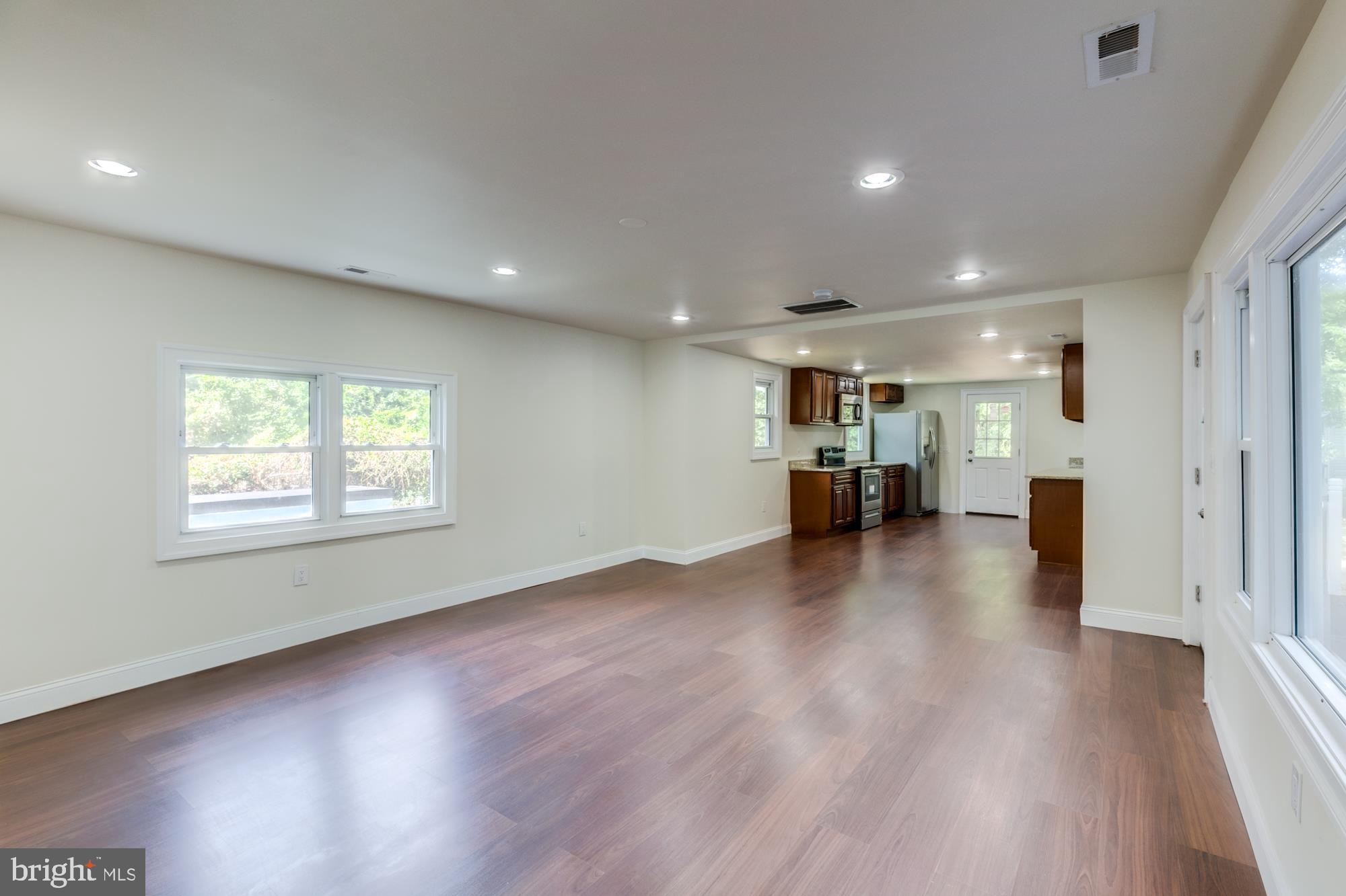 1454 Log Inn Road Annapolis, MD 21409 - Photo 15 of 25 Dining Room