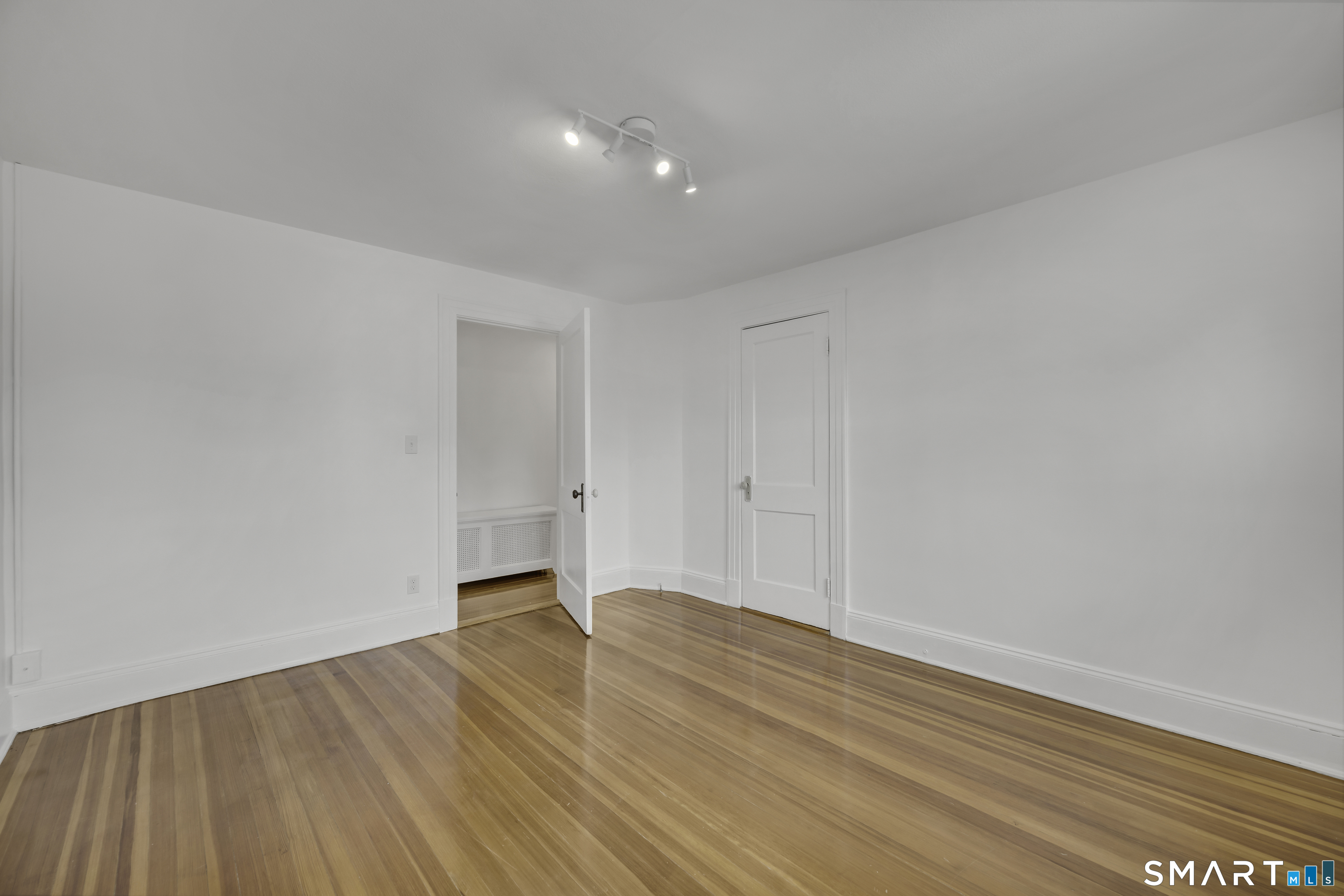 78 Lancaster Road, Unit 3 West Hartford, CT 06119 - Photo 9 of 14 2nd Bedroom