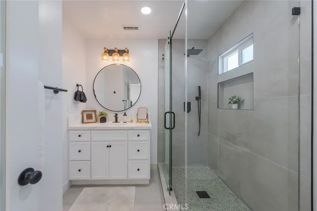 $1,199,888 | 4224 Falcon Avenue, Long Beach, CA 90807