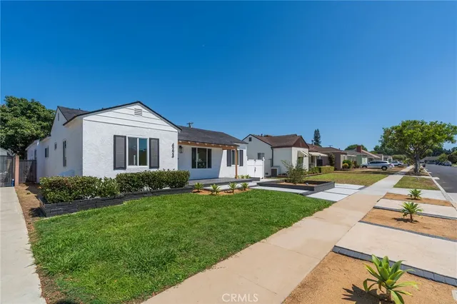 $1,199,888 | 4224 Falcon Avenue, Long Beach, CA 90807