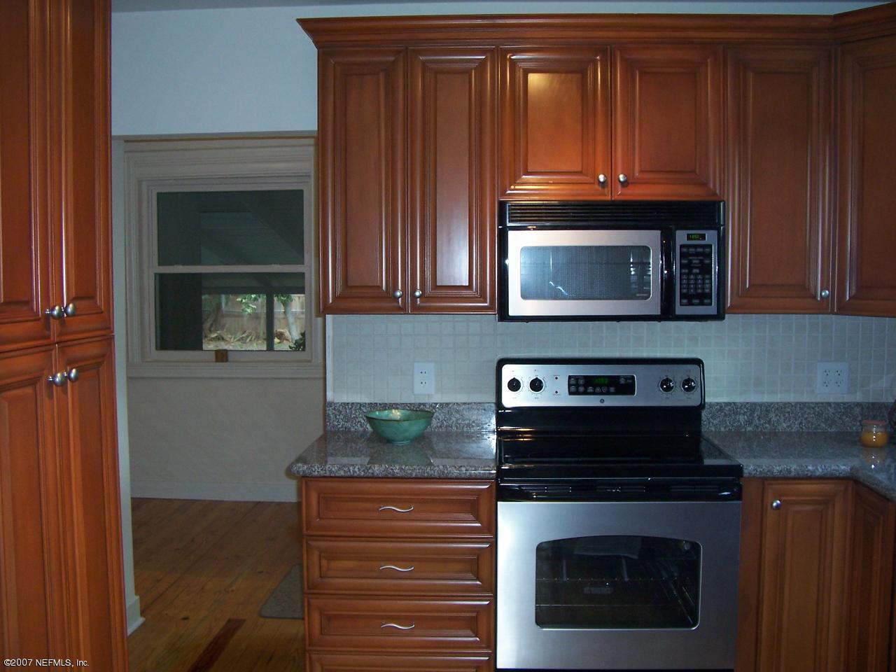 4030 London Road Jacksonville, FL 32207 - Photo 7 of 14 Kitchen 3