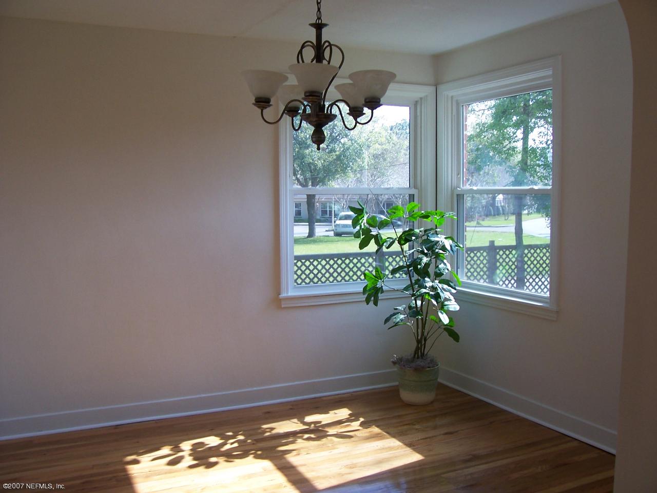 4030 London Road Jacksonville, FL 32207 - Photo 8 of 14 Dining Room