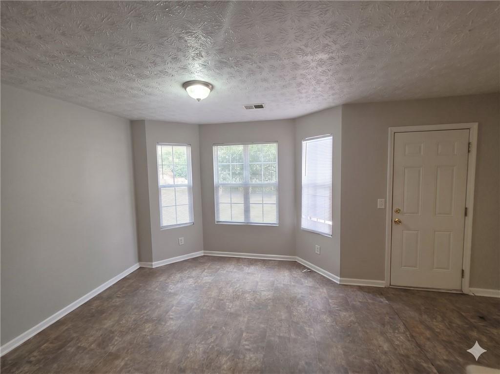 5737 Strathmoor Manor Circle Lithonia, GA 30058 - Photo 10 of 19