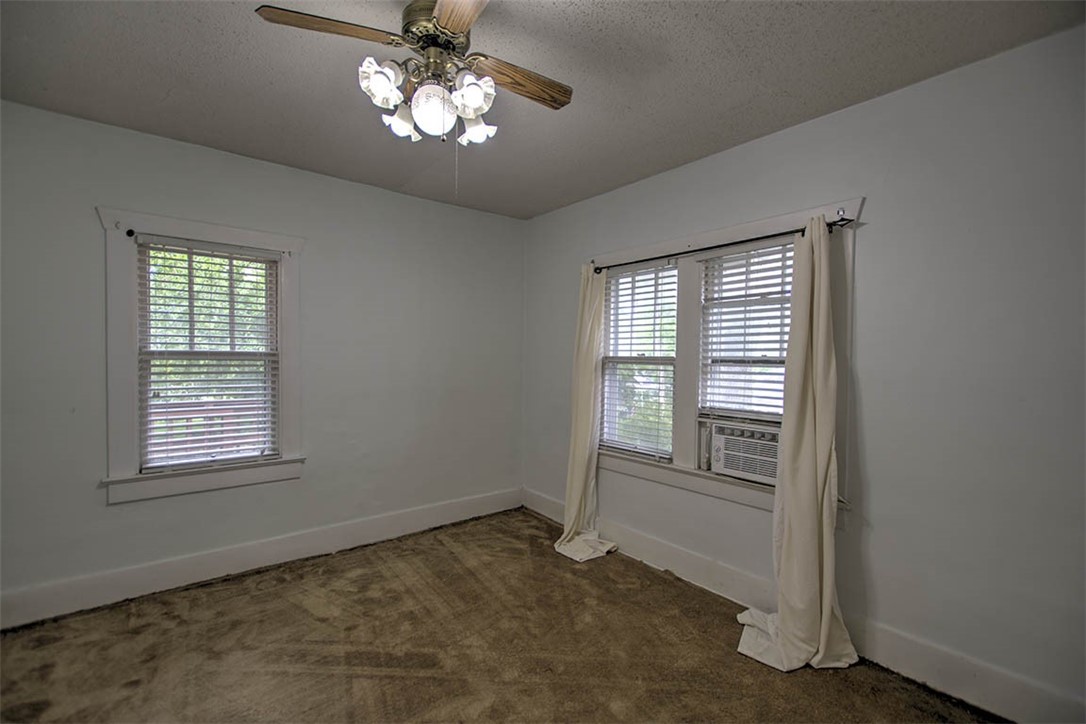 275 North Taylor Avenue Decatur, IL 62522 - Photo 12 of 28