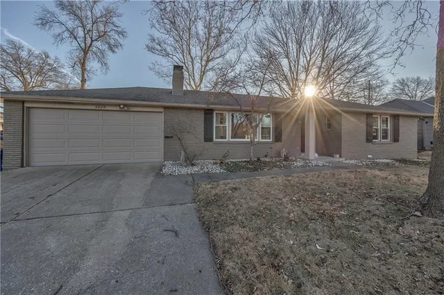 $365,000 | 5429 Riggs Street, Mission, KS 66202