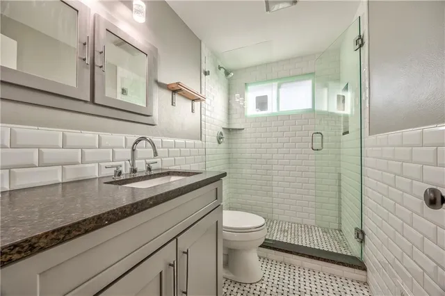 $365,000 | 5429 Riggs Street, Mission, KS 66202