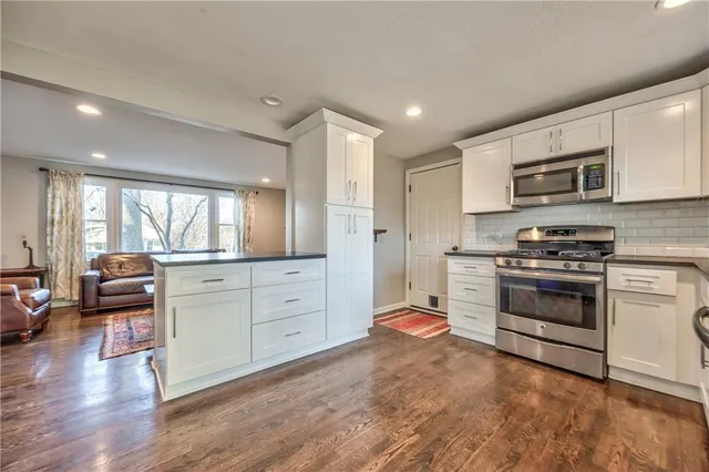 $365,000 | 5429 Riggs Street, Mission, KS 66202