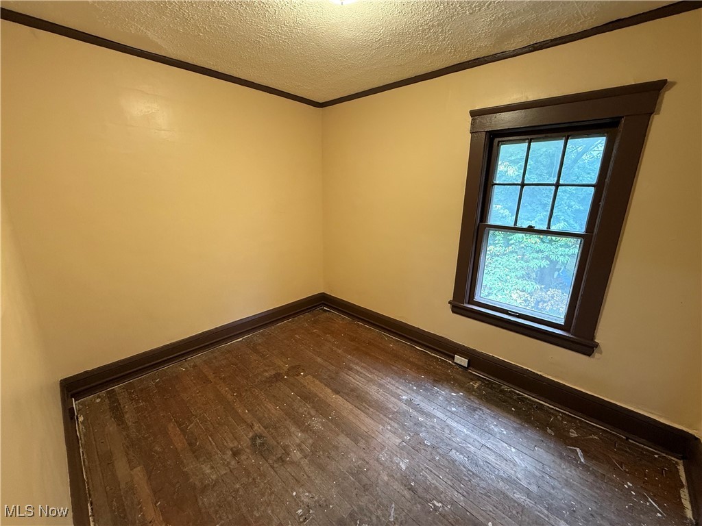 1816 Lampson Road Cleveland, OH 44112 - Photo 17 of 19