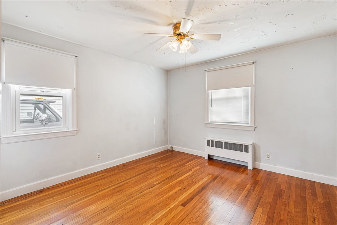 359 Williston Way Pawtucket, RI 02861 - Photo 15 of 46