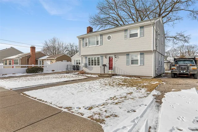 $500,000 | 359 Williston Way, Pawtucket, RI 02861