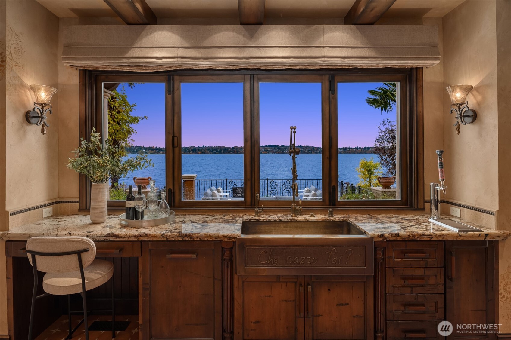 3639 West Mercer Way Mercer Island, WA 98040 - Photo 12 of 40