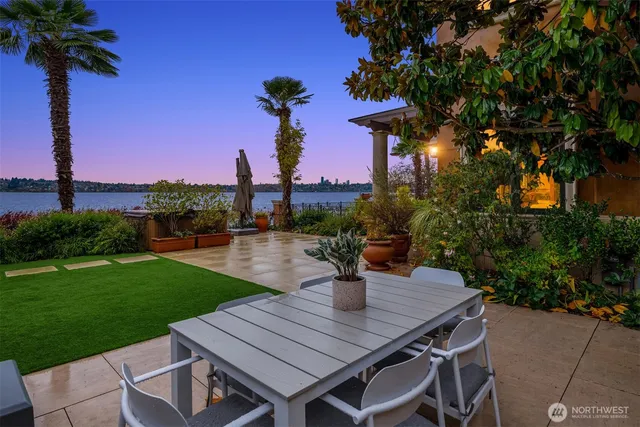 $9,995,000 | 3639 West Mercer Way, Mercer Island, WA 98040