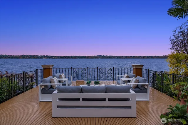 $9,995,000 | 3639 West Mercer Way, Mercer Island, WA 98040