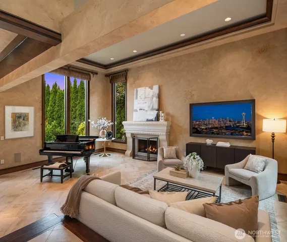 $9,995,000 | 3639 West Mercer Way, Mercer Island, WA 98040