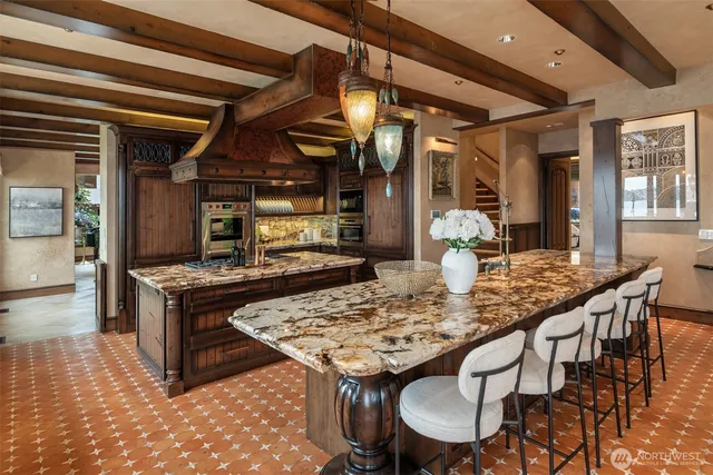 $9,995,000 | 3639 West Mercer Way, Mercer Island, WA 98040