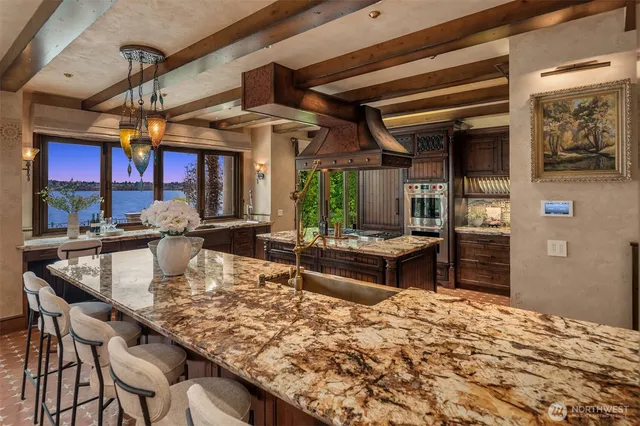 $9,995,000 | 3639 West Mercer Way, Mercer Island, WA 98040