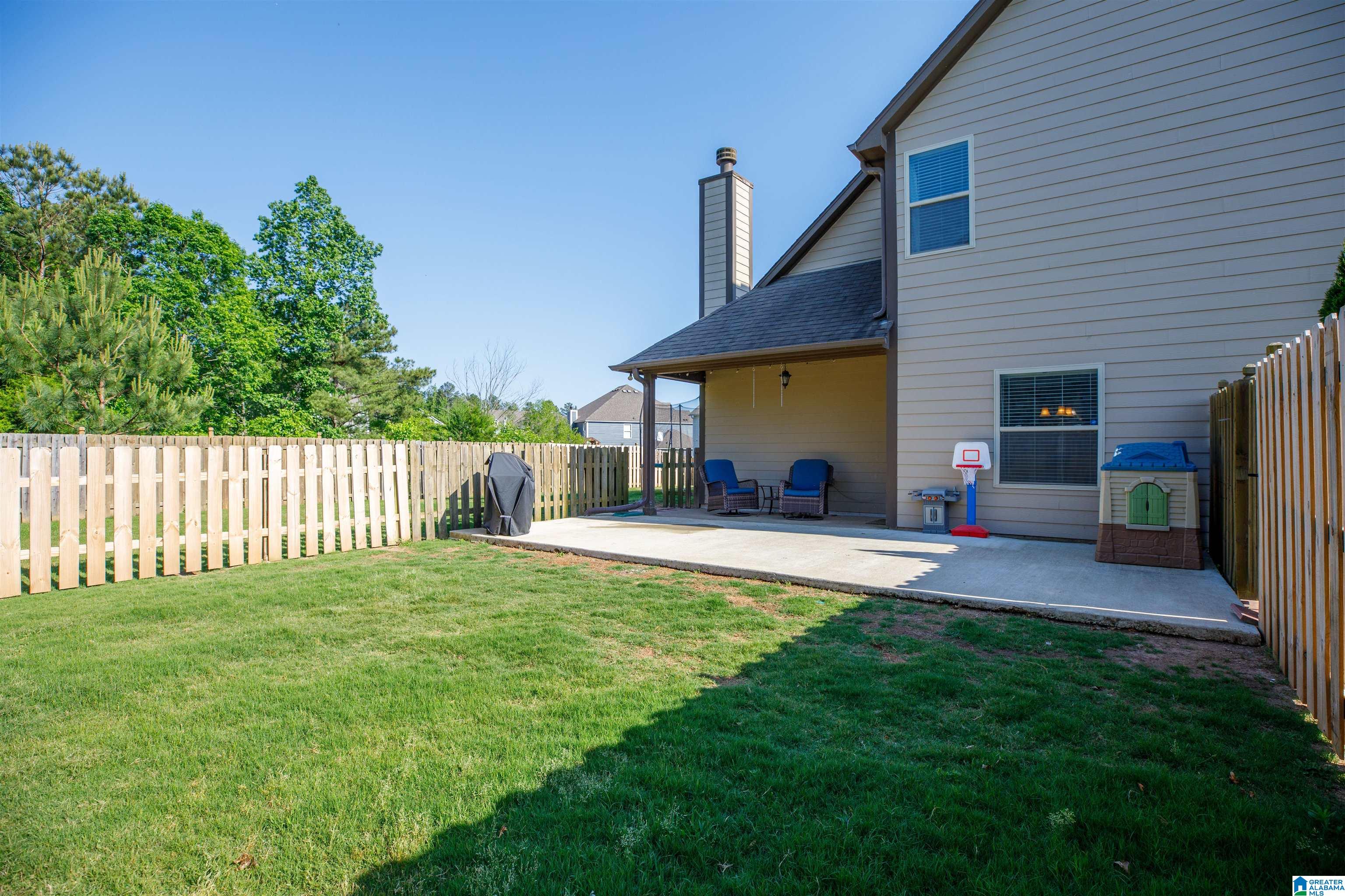 1076 Riviera Drive Calera, AL 35040 - Photo 6 of 48