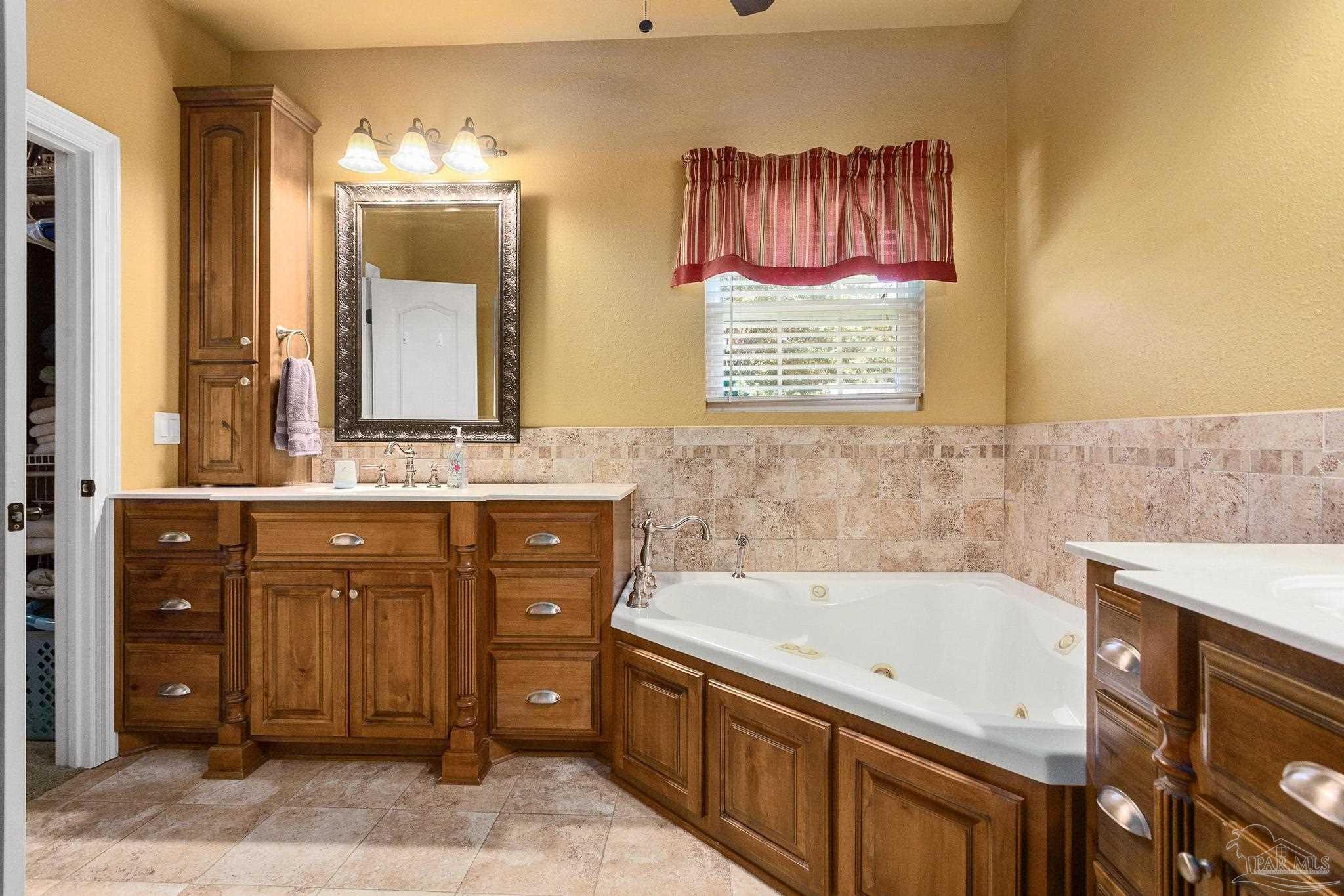 2667 Segrest Road Milton, FL 32571 - Photo 21 of 38 Gallery Image 21