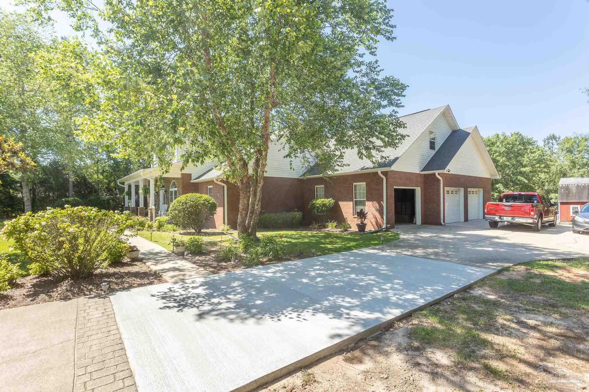 2667 Segrest Road Milton, FL 32571 - Photo 6 of 38 Gallery Image 6