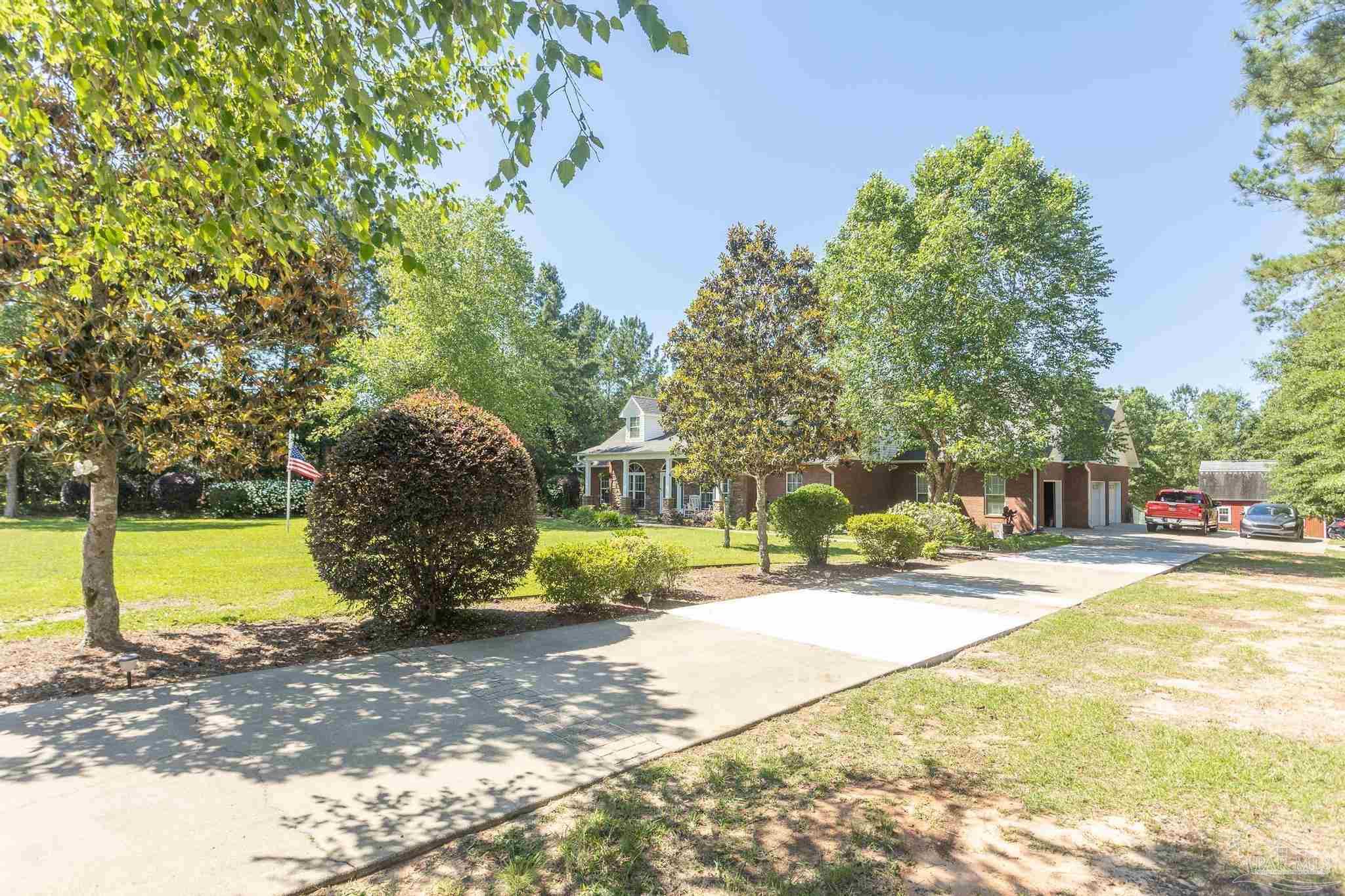 2667 Segrest Road Milton, FL 32571 - Photo 7 of 38 Gallery Image 7
