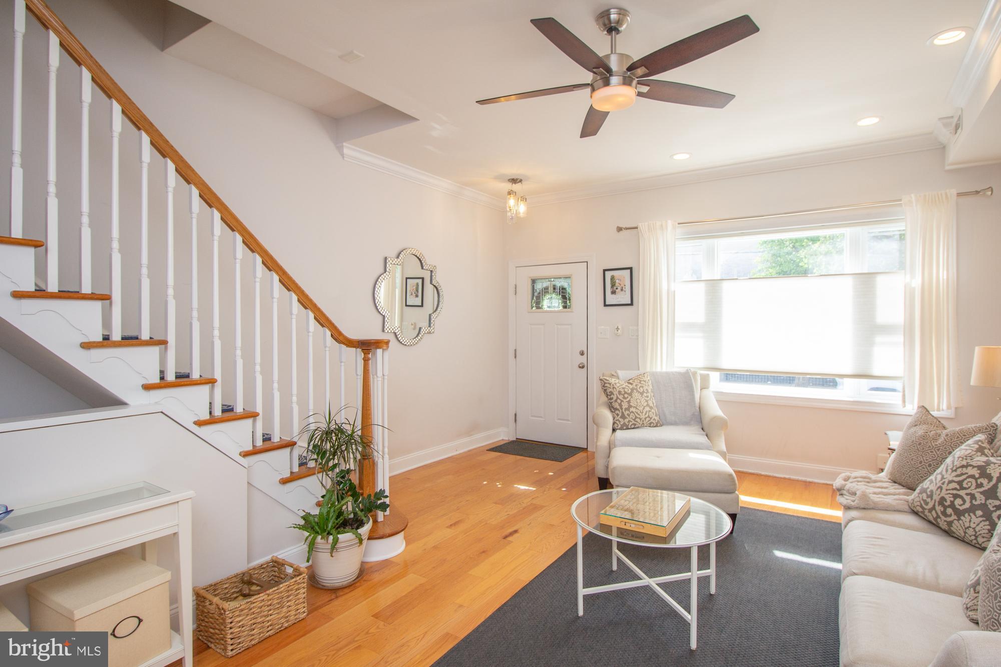 1717 West Ritner Street Philadelphia, PA 19145 - Photo 3 of 35 Great high ceilings