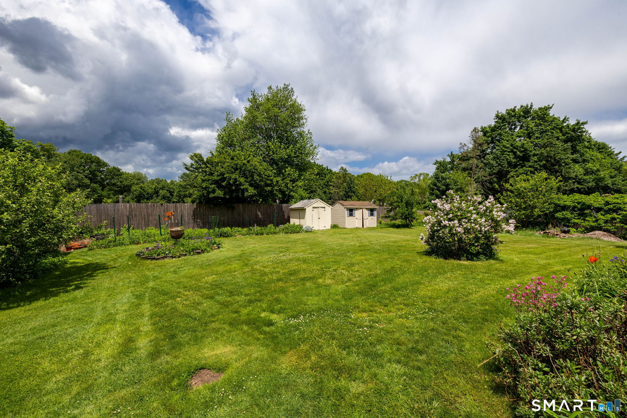 40 Overlook Road South Windsor, CT 06074 - Photo 5 of 28