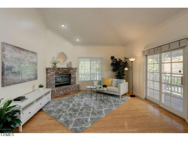 $7,950 | 2064 Hilldale Drive, La Canada Flintridge, CA 91011