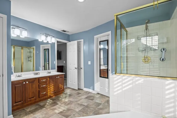 $699,900 | 465 Harpeth Meadows Drive, Kingston Springs, TN 37082