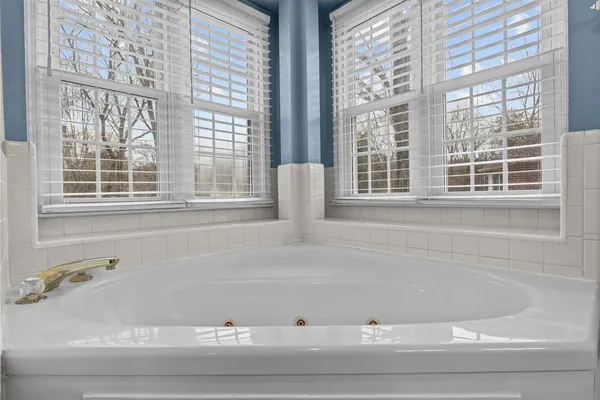 $699,900 | 465 Harpeth Meadows Drive, Kingston Springs, TN 37082