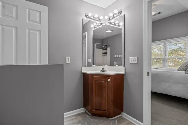 $699,900 | 465 Harpeth Meadows Drive, Kingston Springs, TN 37082