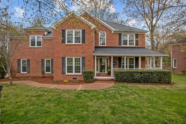 $699,900 | 465 Harpeth Meadows Drive, Kingston Springs, TN 37082